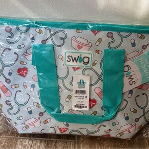 Swig Life brand new nurses  Print Lunch Bag - Teal